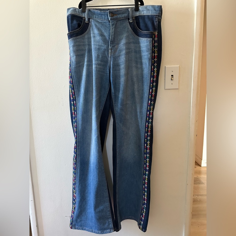 Johnny Was Contrast Wide Leg Jean